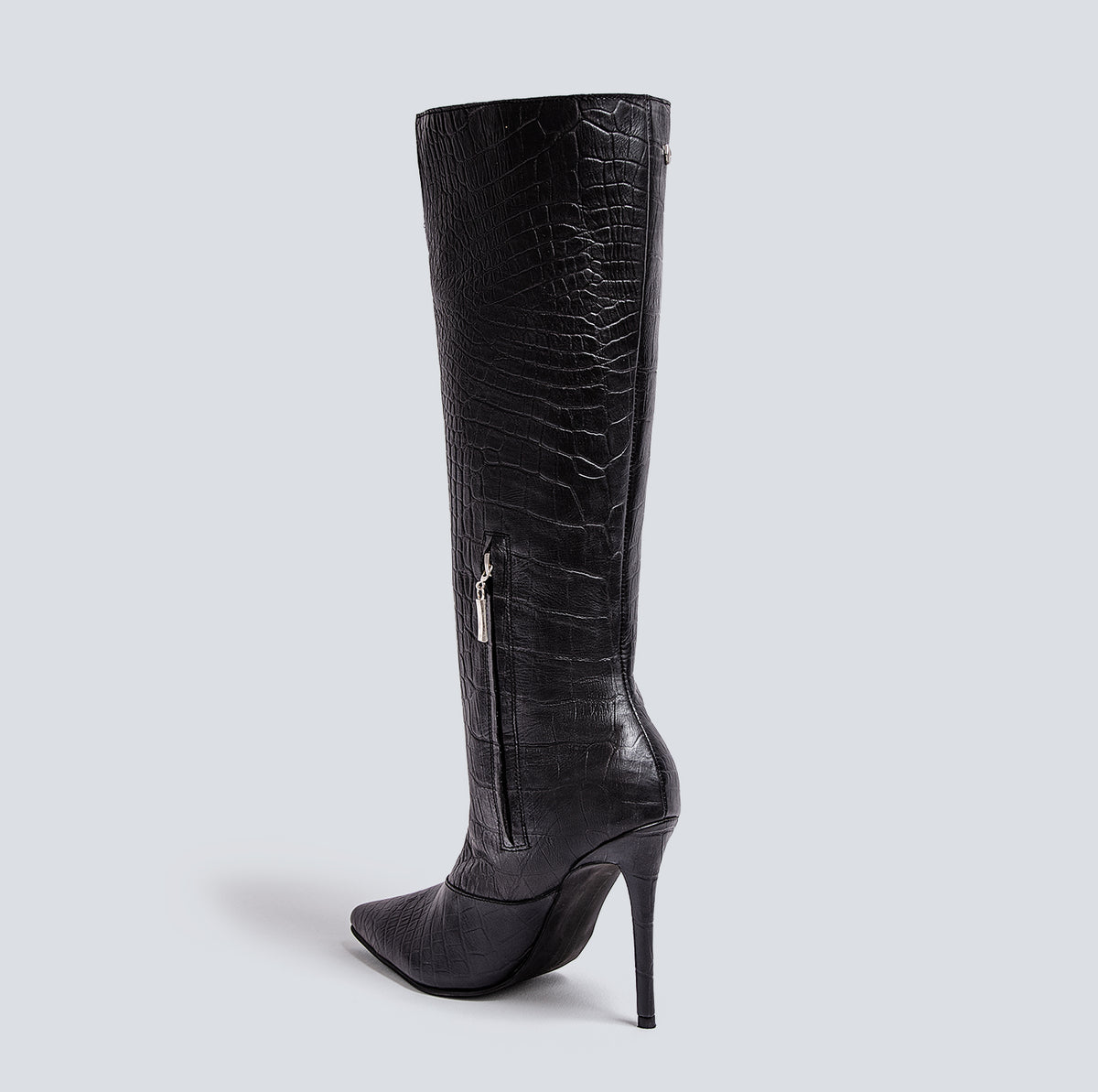 50% DESCUENTO Botas en cuero largas de mujer Jacare negra