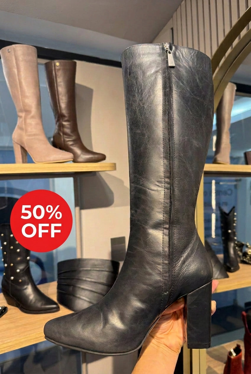 50 % DE DESCUENTO Botas largas de cuero negro