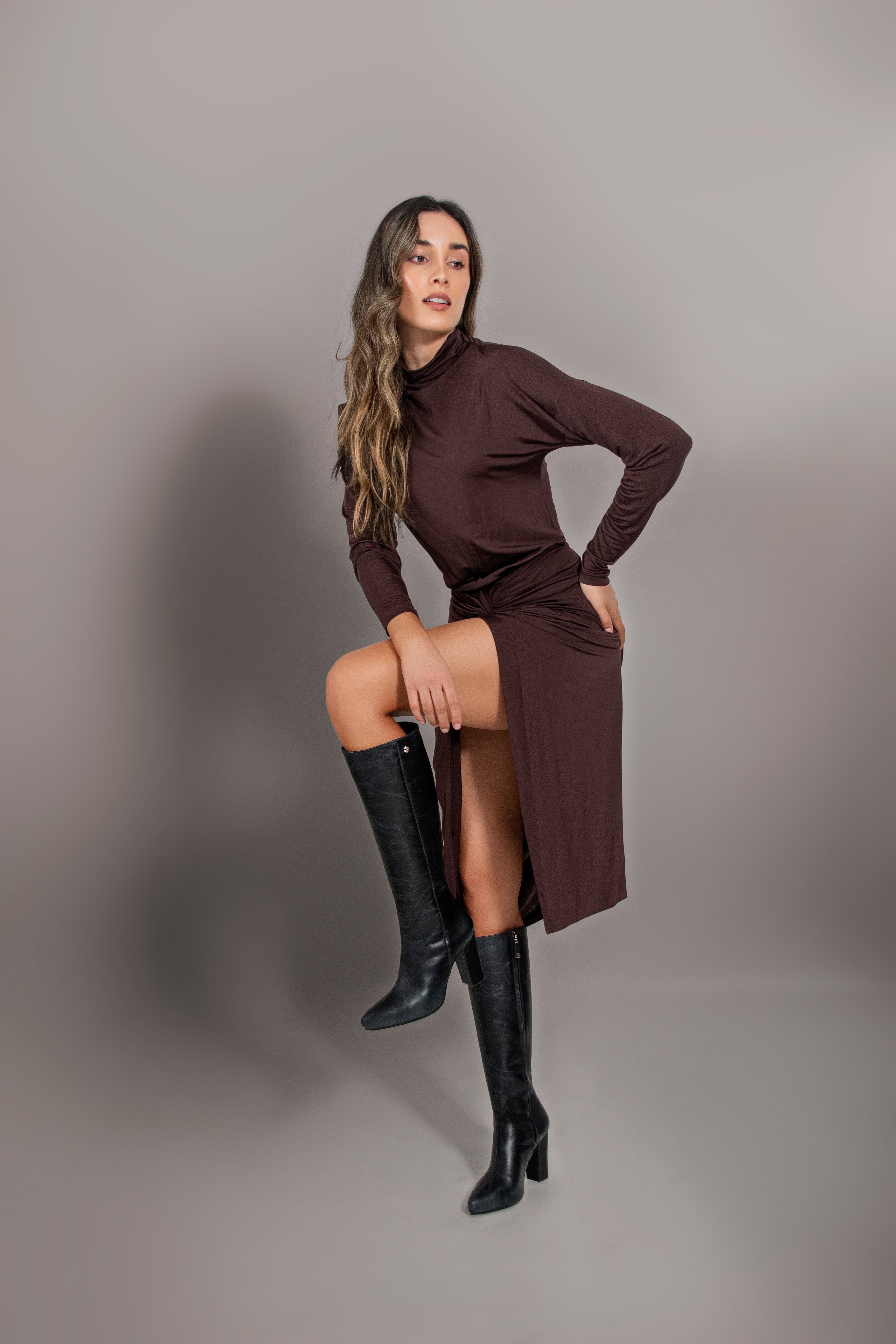 50 % DE DESCUENTO Botas largas de cuero negro