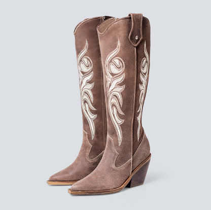 Botas en cuero larga bordada Arena