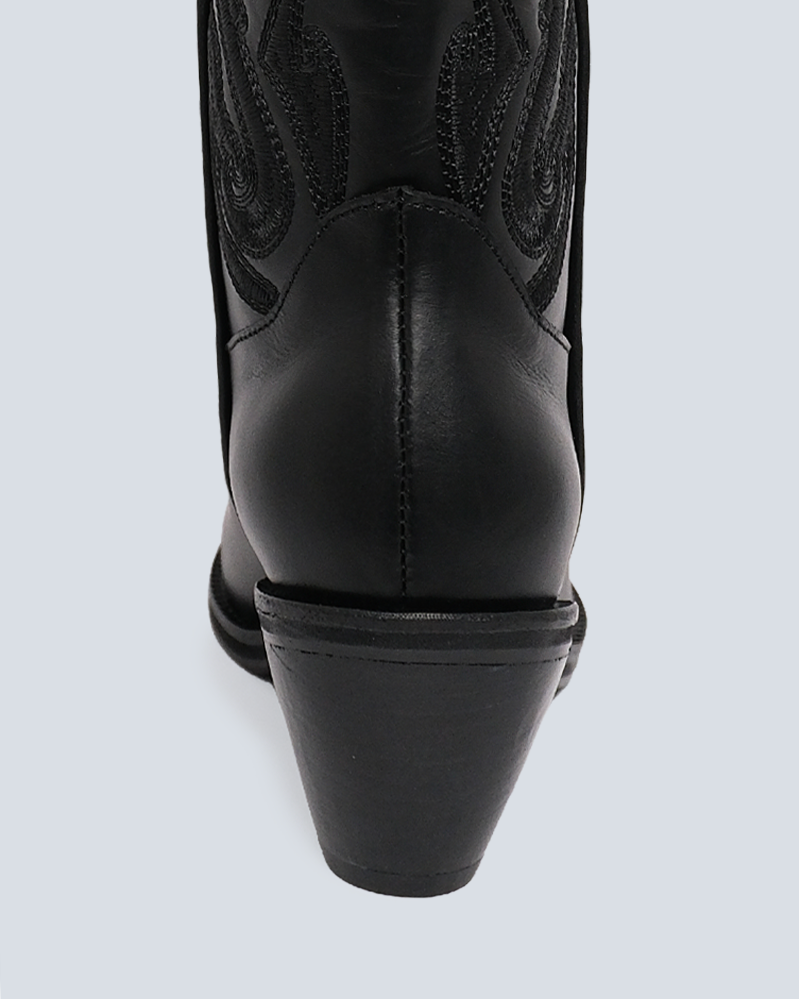 Bota Toscana bordada