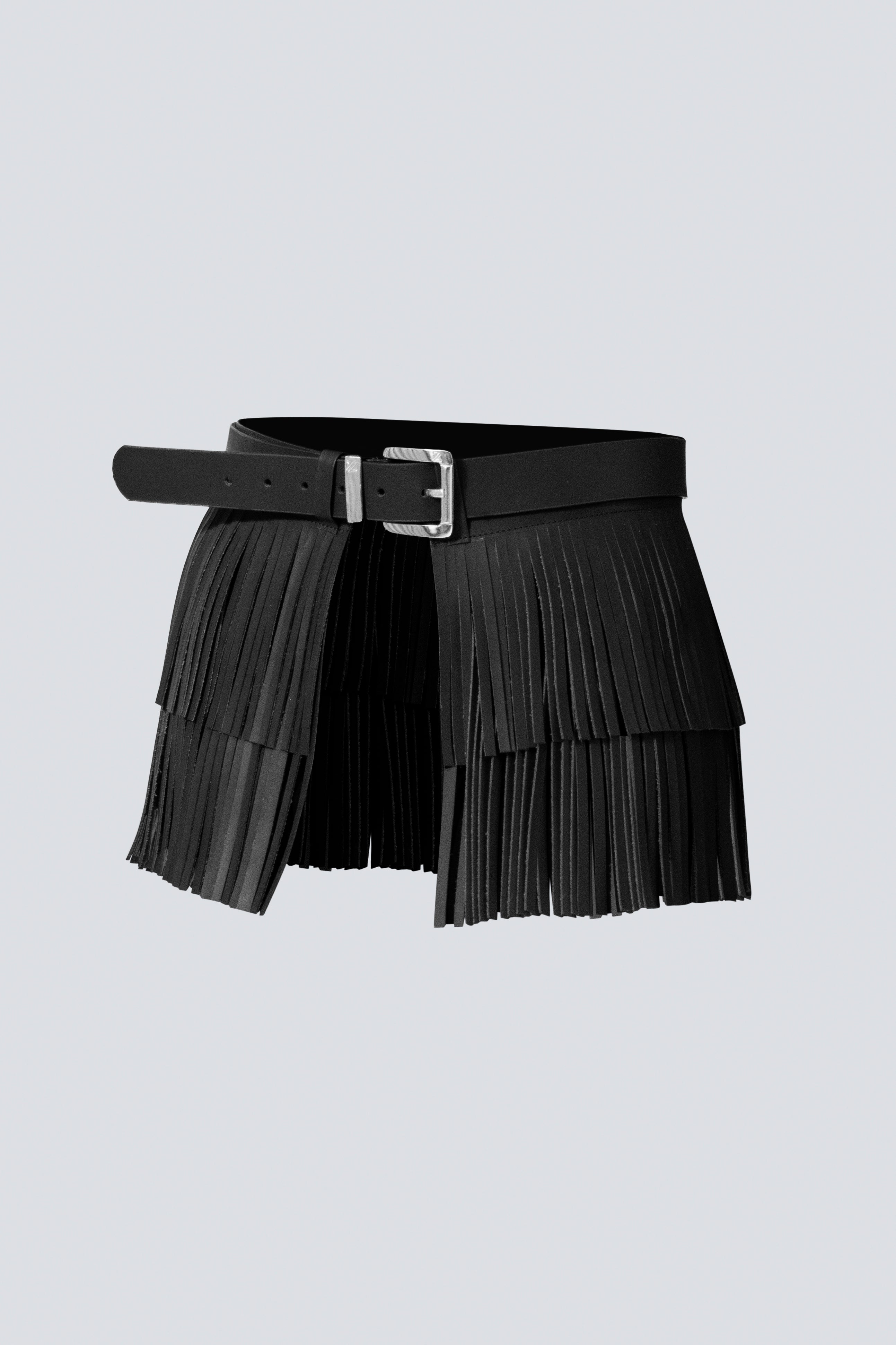 Cinturón en cuero para mujer  flecos negro
