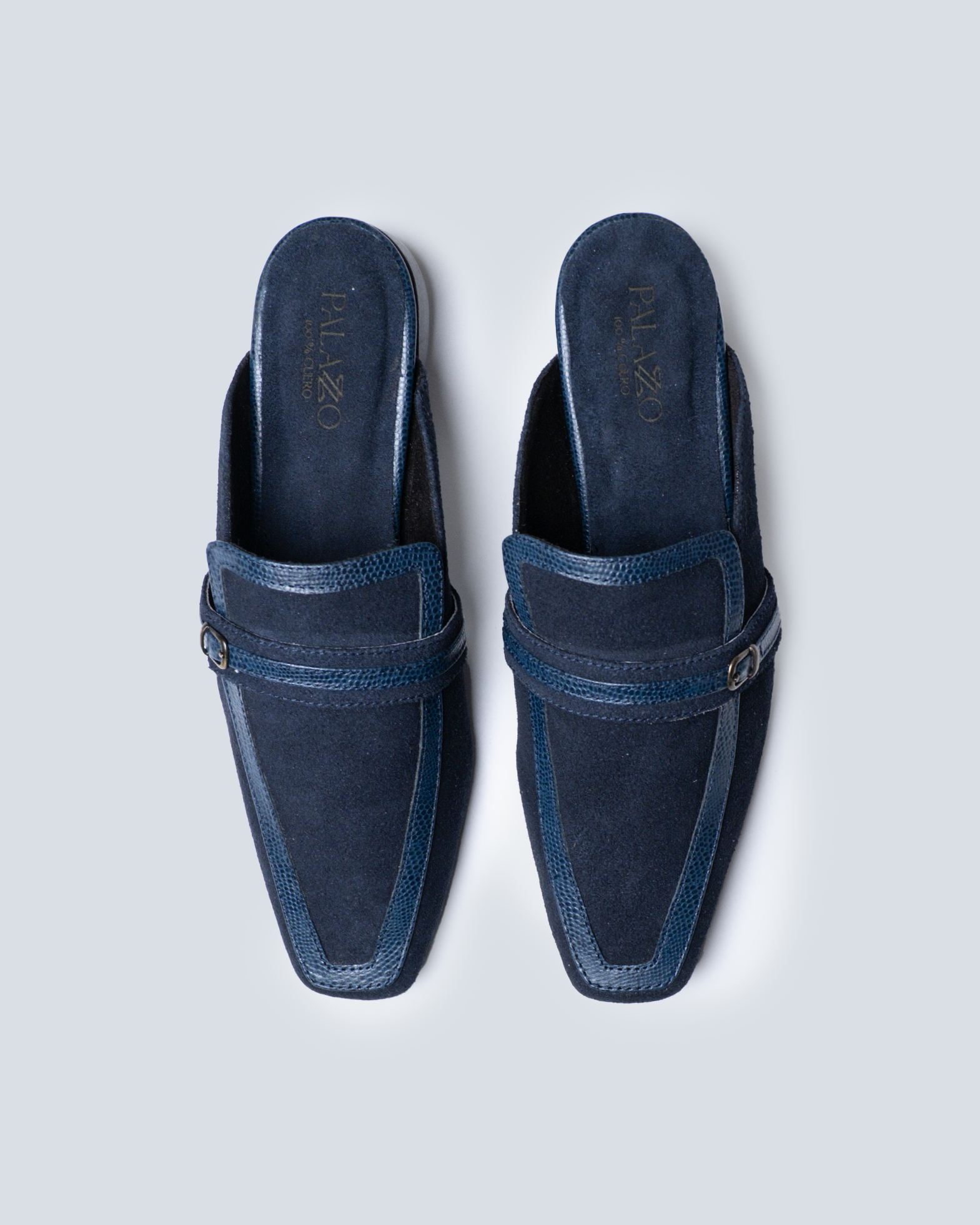Mocasín azul