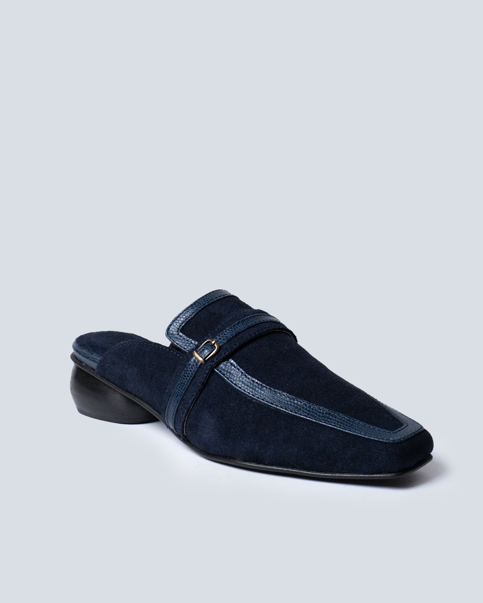 Mocasín azul